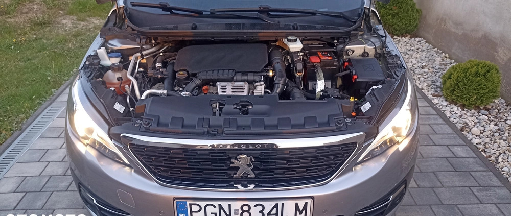 Peugeot 308 cena 41900 przebieg: 48000, rok produkcji 2017 z Gniezno małe 106